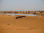 Sandwüste mit See