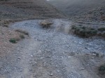 Piste durchs Bachbett
